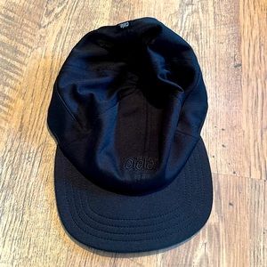 Ciele Hat